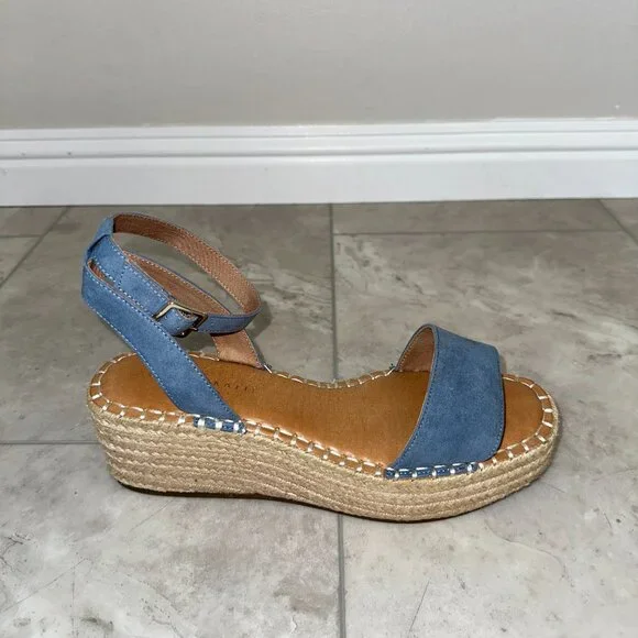 Kelly & Katie Faydrena Espadrille Wedge Sandal - Picture 2 of 9